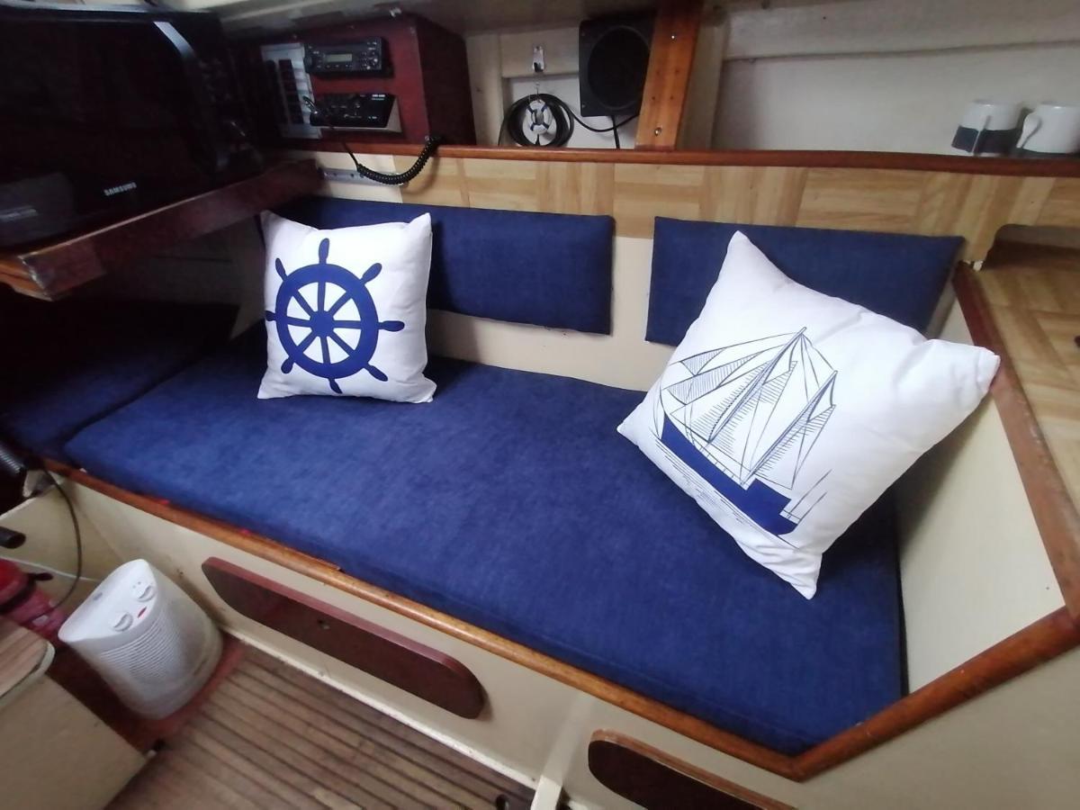 Bateau Voilier Quai Insolite Bateau-hôtel